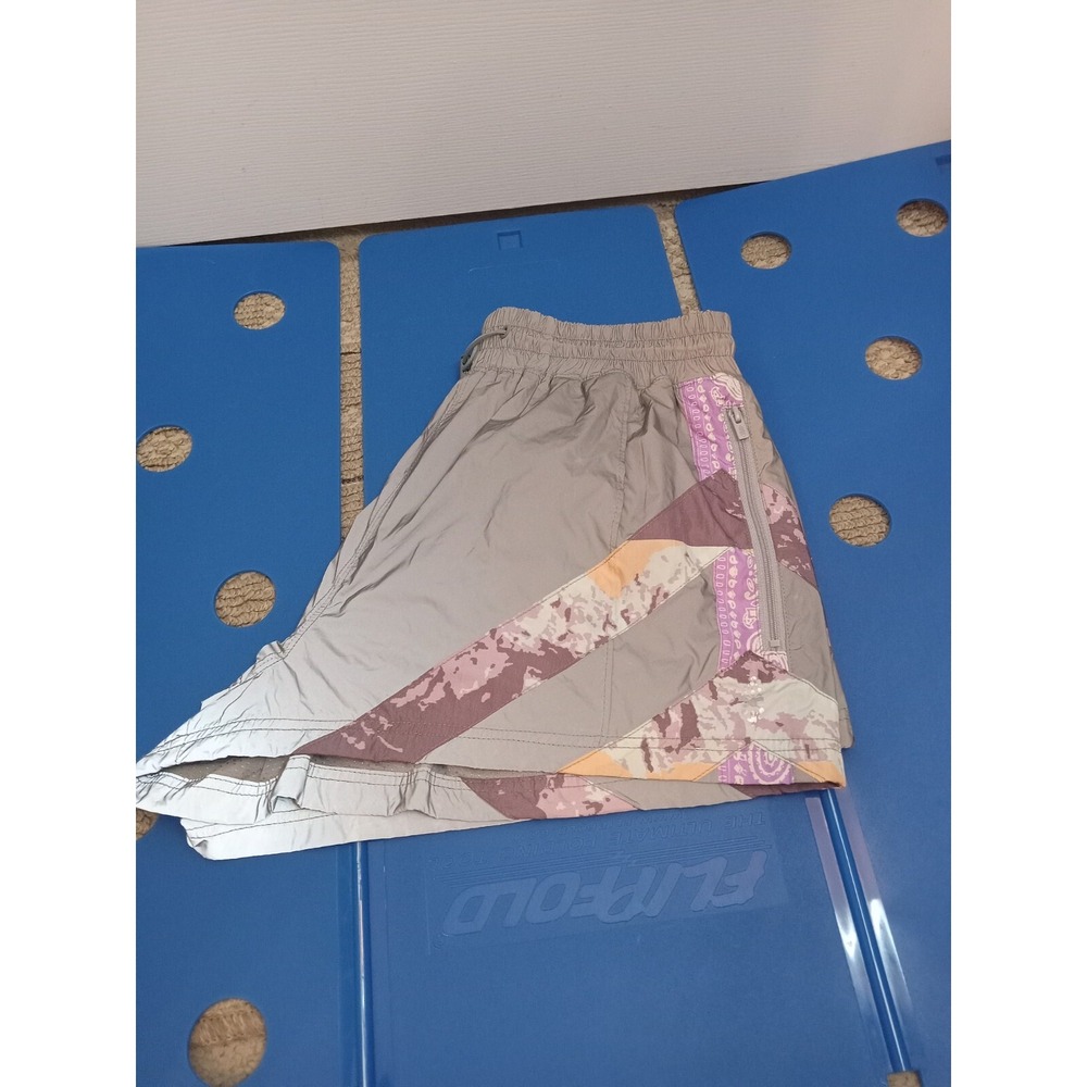 FREE PEOPLE MOVEMENT FPMOVEMENT RUNNING‎ SHORTS reflective boho patchwork Small